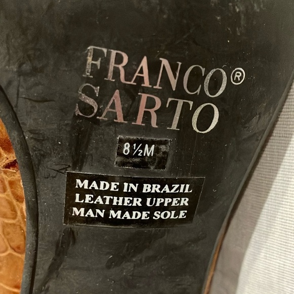 Women’s size 8.5 Franco Sarto leather pumps - Brown Crocodile Pattern Heels - Picture 5 of 11